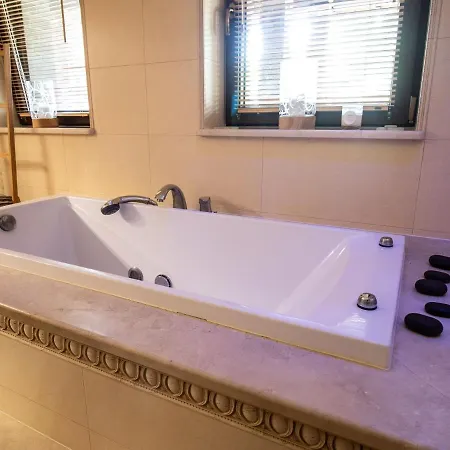 Feriehus Near Baltic Sea & *